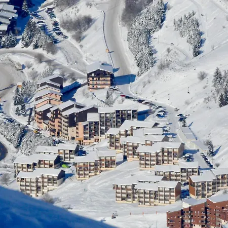 Apartment Lumineux Avec Acces Direct Aux Pistes Et Balcon - Fr-1-344-917 *