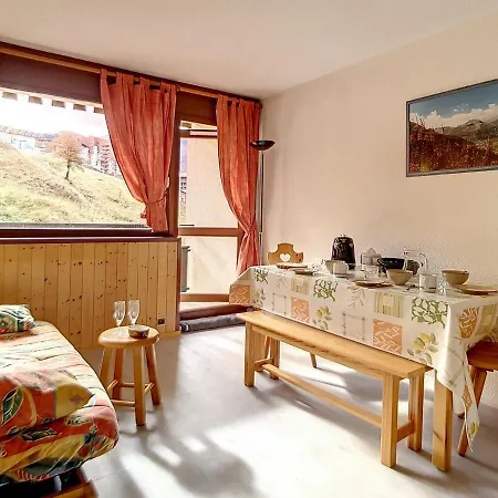 Lumineux Avec Acces Direct Aux Pistes Et Balcon - Fr-1-344-917 Apartment